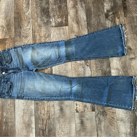 High Rise Flare Jeans - Picture 2 of 4